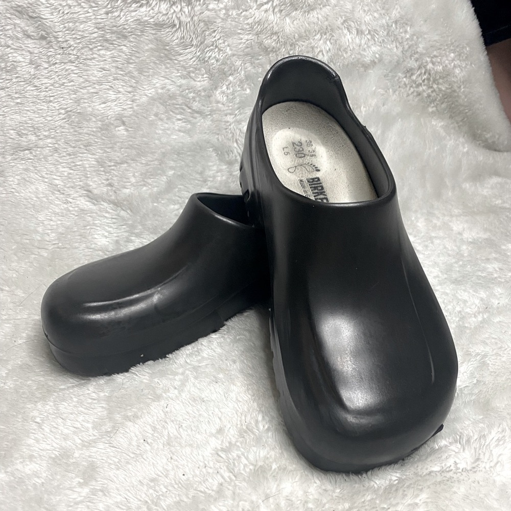 Birkenstock steel toe clogs